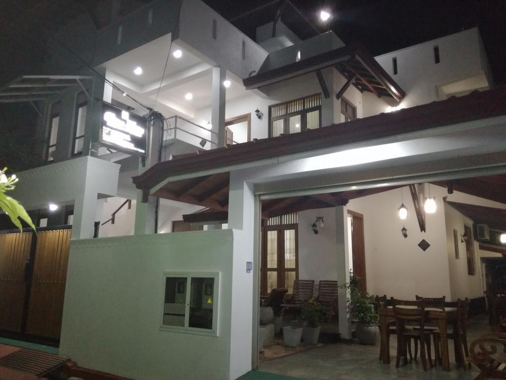 Bianco Terrace Otel Negombo Dış mekan fotoğraf
